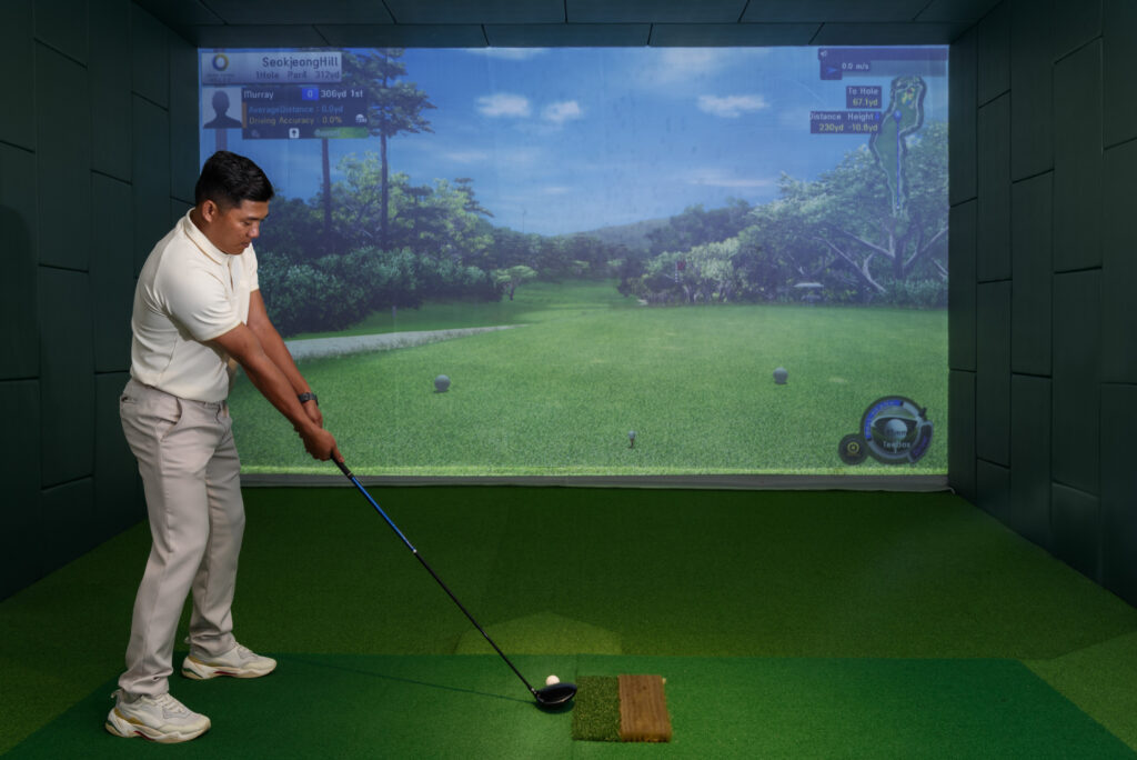 Alma Resort Golf Simulator