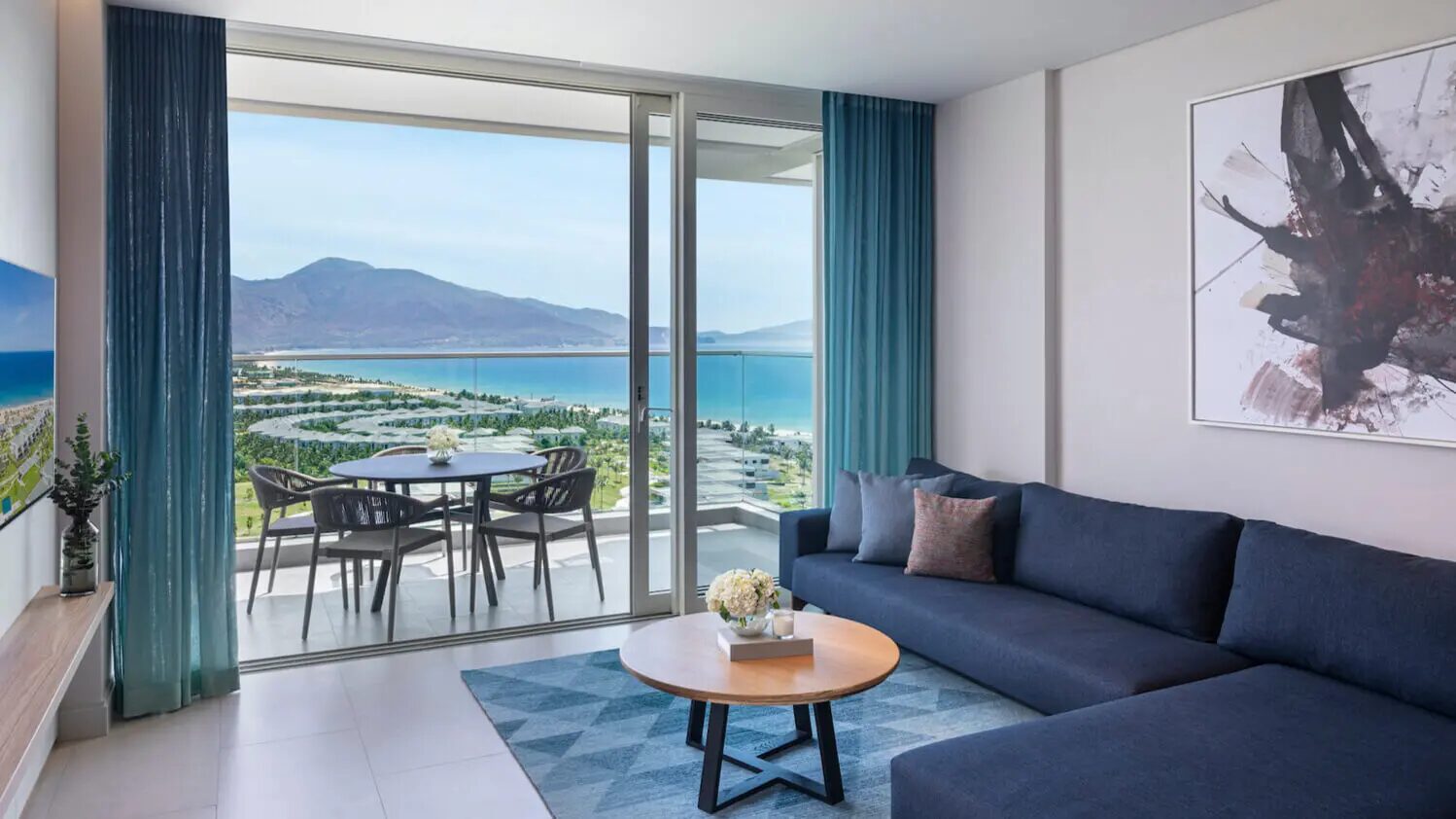 Beach Resorts In Cam Ranh 13