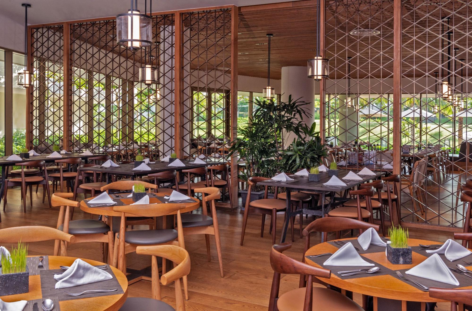 Beach Wedding Venues In Cam Ranh 29